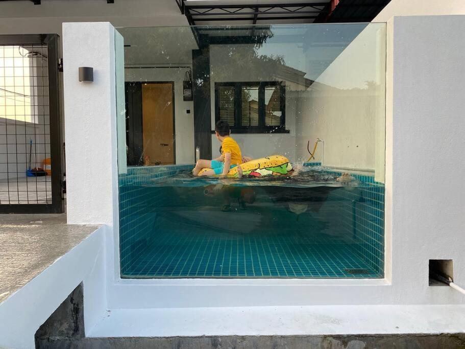 Zen Retreat Glass Pool Villa Taiping Exterior photo